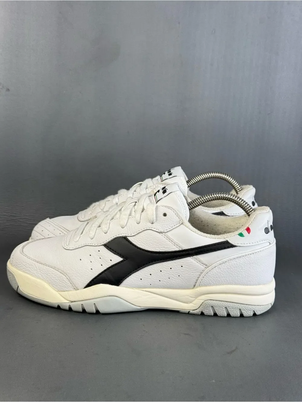 Diadora Maverick H.O.C. Sneaker shoes men’s size 8.5 (women’s 10.5)